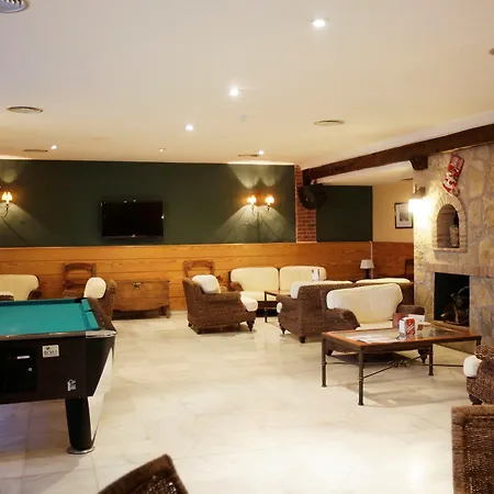 Hotel Turistica De 3*